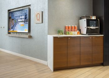 Complimentary coffee & tea bar